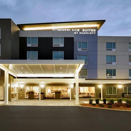 Towneplace Suites By Marriott Fall River Westport Exterior photo